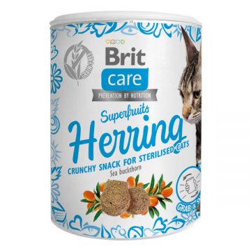 Brit Care Snack Superfruits, Hering și Cătină, recompense fară cereale pisici sterilizate, 100g