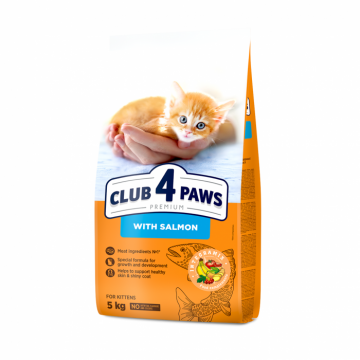 Club 4 Paws Premium Hrana uscata pisoi, cu somon 5kg la reducere