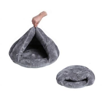 Culcus Pat Gri Pentru Caini si Pisici 33 x 35 cm Tip Casuta
