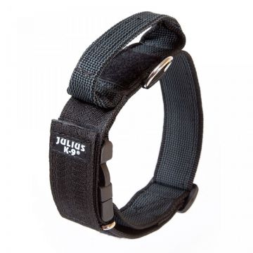 Zgarda caini, gri, reglabila, cu maner si inchidere siguranta, 49-70 cm x 5 cm