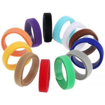 Zgarda identificare catelusi, diverse culori, reutilizabila, 35 mm x 10 mm