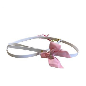 Lesa textila, roz, infrumusetata cu perle si funda de catifea, lungime 1.2 m