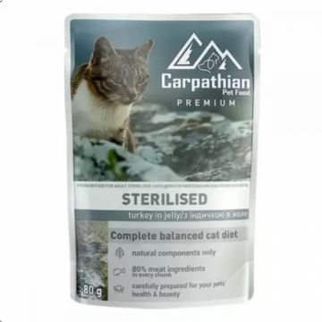Set 24 buc x 80 gr  Hrana umeda pentru pisici Carpathian Sterilised cu curcan in jeleu