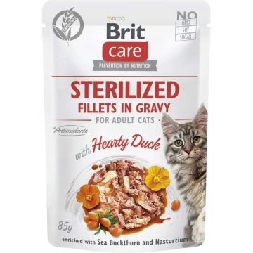 BRIT CARE Sterilized Plic pentru pisici sterilizate, File de raţă în sos 85g