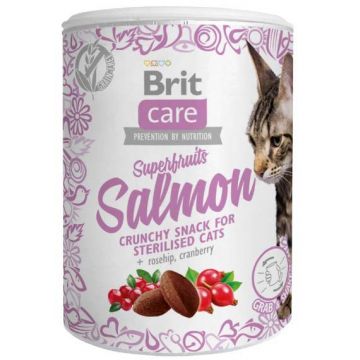 BRIT CARE Superfruits, recompense crocante cu somon, pentru pisici 100g