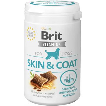 BRIT Vitamins Skin&Coat, recompensă funcţională semi-umedă pentru câini 150g