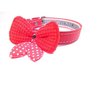 Zgarda din piele, rosie, ajustabila, cu fundita tricotata, 15 mm x 38 mm