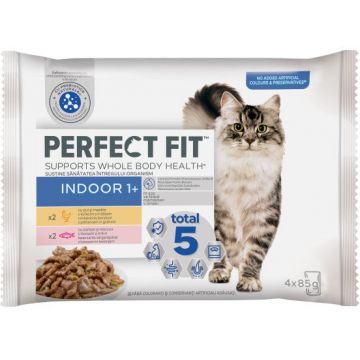 PERFECT FIT INDOOR, Hrană umedă selecţii de carne în sos pentru pisici 4x85g