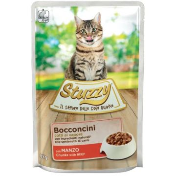 STUZZY Chunks Plic hrană umedă pentru pisici, cu Vită 85g