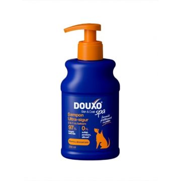 Sampon cu balsam pentru caini Douxo Spa, 250 ml, Ceva Sante