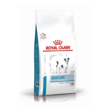 Royal Canin Skin Care Adult Small Dog, 4 kg la reducere