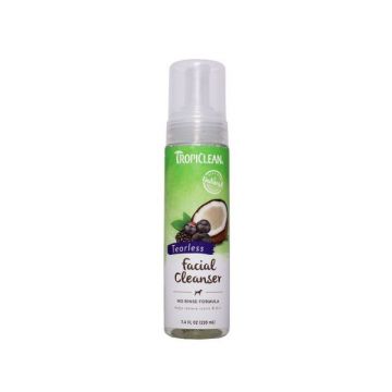 Sampon uscat pentru caini si pisici, Tropiclean Curatare Faciala, 220ml