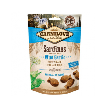 CARNILOVE Semi Moist Snacks recompense moi pentru caini, cu sardine si usturoi salbatic 200 g