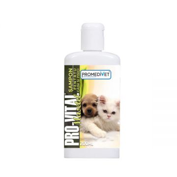 ŞAMPON PRO-VITAL cu MUŞEŢEL pentru câini şi pisici 200 ml