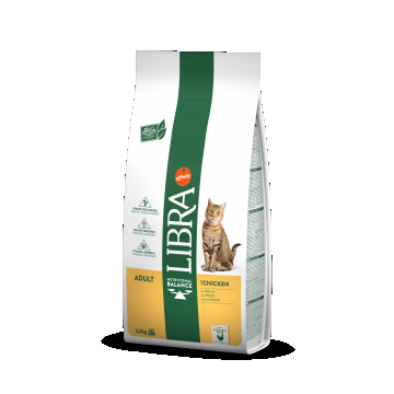 Libra Cat Adult Chicken, 12 kg la reducere